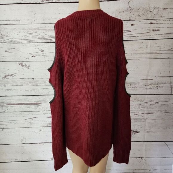 Alison Andrews Cold Shoulder Sweater Medium NWT - Picture 4 of 6